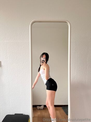 absolutepetite