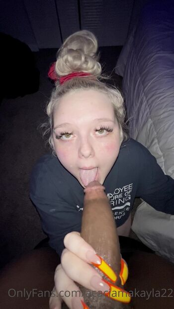 Acacia Makayla