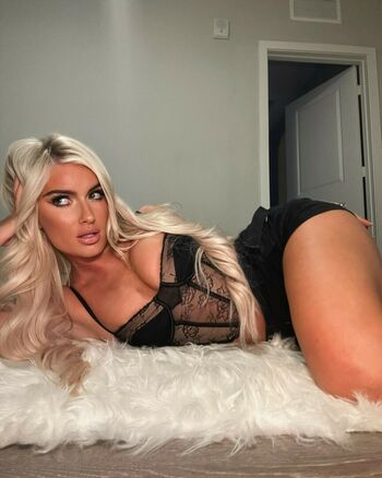 AEW Mariah May