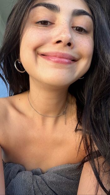 Alexa Mansour