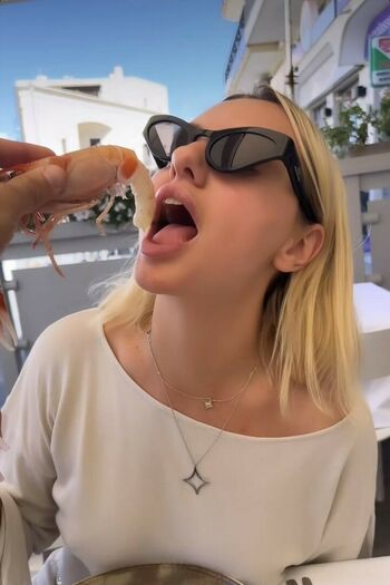 Alexandra Stan
