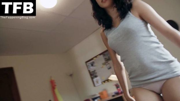 Alexis Knapp