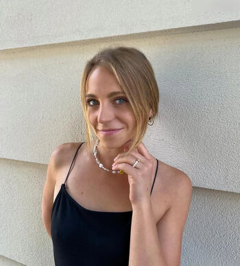 Alina Sophie Holst