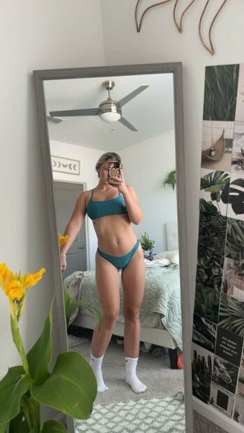 Alyssa Leary