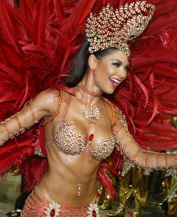 Amanda Francozo
