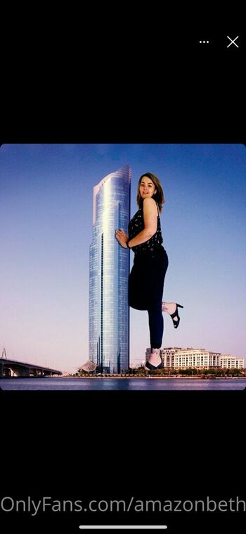 amazonbeth.6foot6