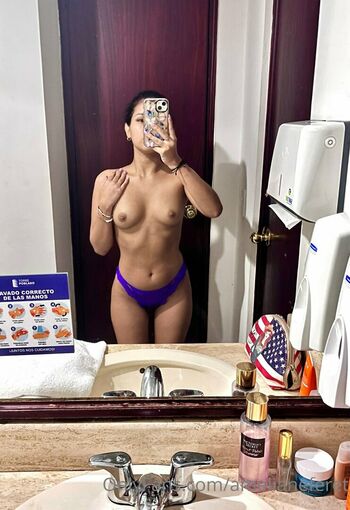 amelianeferet
