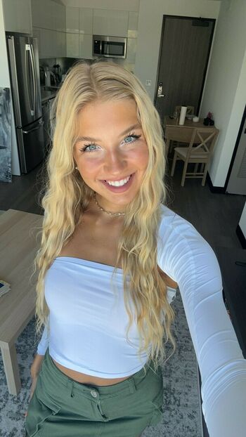 Aniela Leon