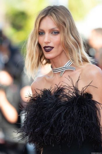 Anja Rubik