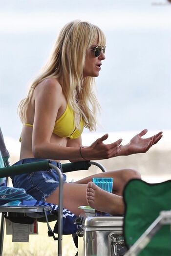 Anna Faris