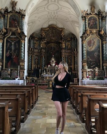 annamaria_lx