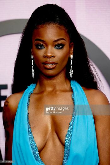 Ari Lennox