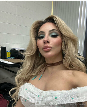 arieldemure