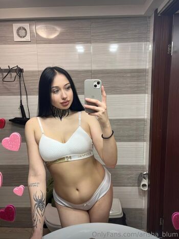 arisha_blum