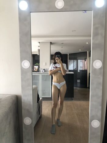 b3l_doll