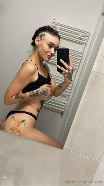 bae_mia