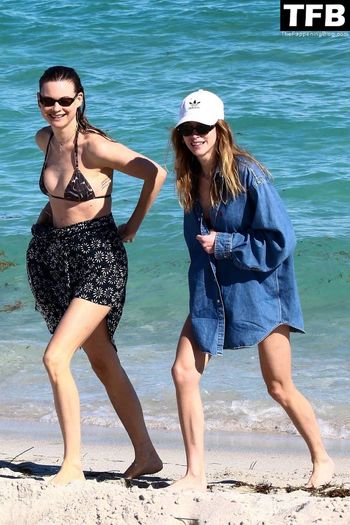 Behati Prinsloo
