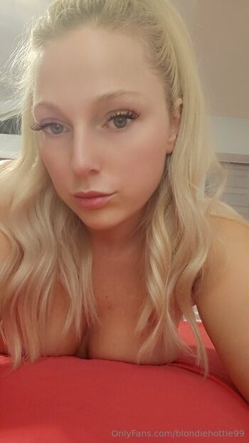 blondiehottie99