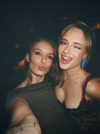 Blondinka Drive Angelina