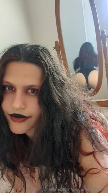 booteddoll