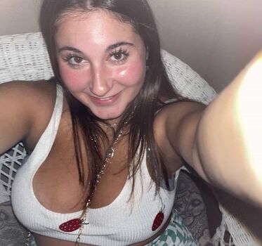 Bri Alexis Snow