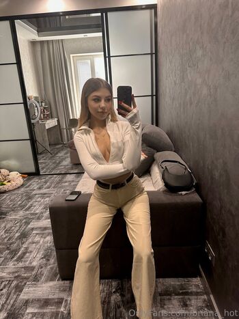 briana_hot