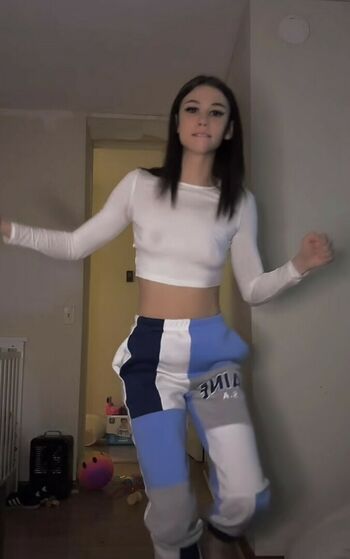Brianna Lewis
