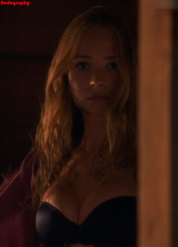 Britt Robertson