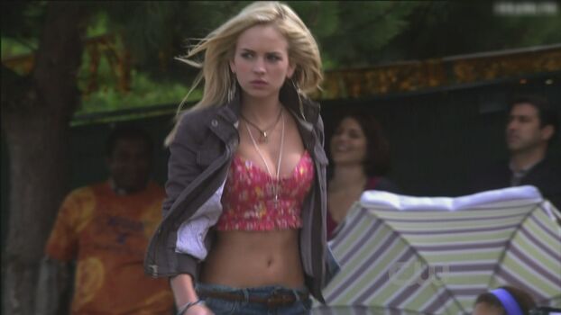 Britt Robertson