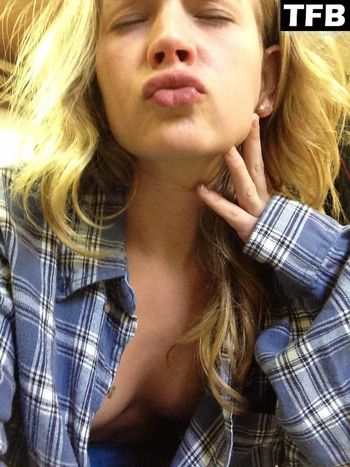 Britt Robertson