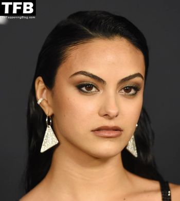 Camila Mendes