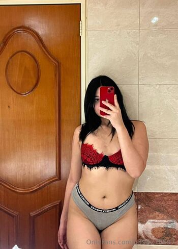candy_is_your_doll