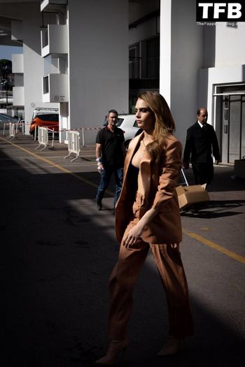Cara Delevingne