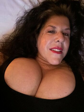 Carol Foxxx