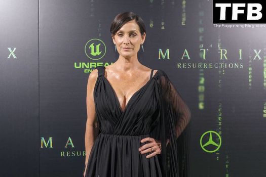 Carrie-Anne Moss