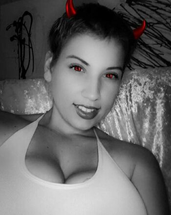 Chanel Frost