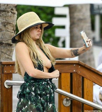 Chanel West Coast