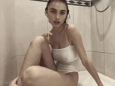 Charleen Weiss