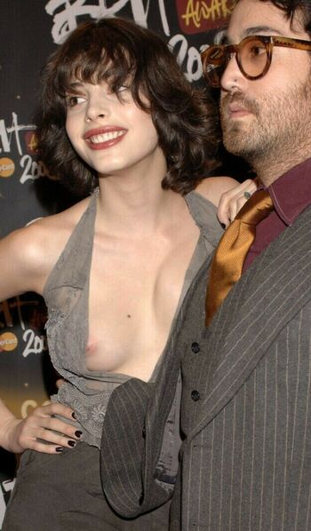 Charlotte Kemp Muhl