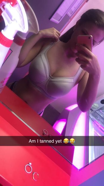 Chloe Carter