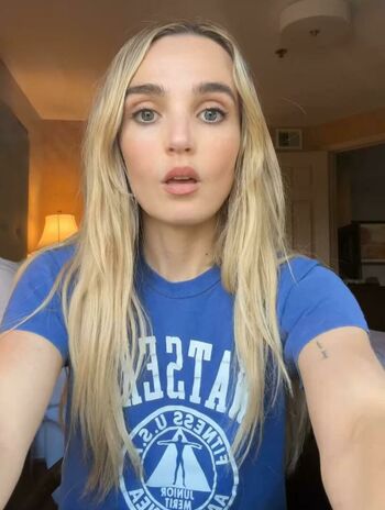 Chloe Fineman