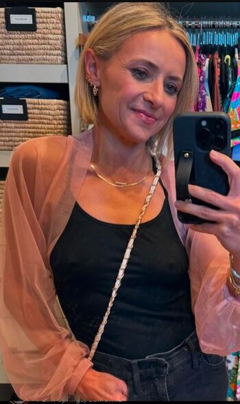 Christine Lakin