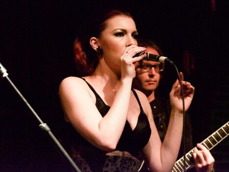 Chrysta Bell