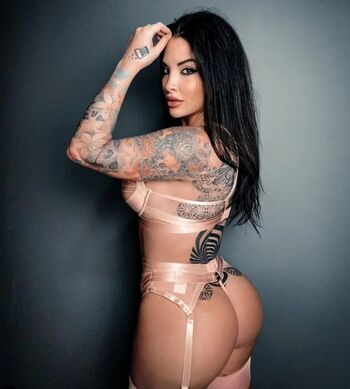Clara Aguilar