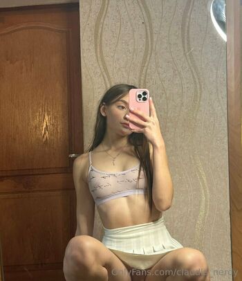 claudia_nerdy