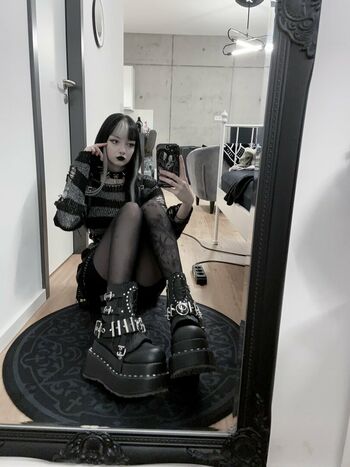 CreepyCassy