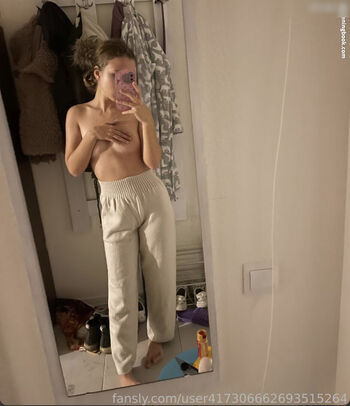 curly_decency