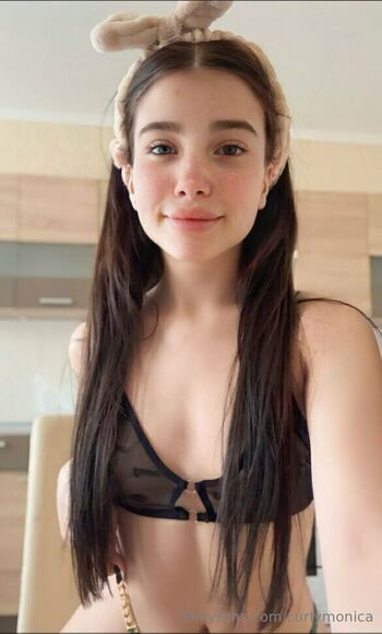 curlymonica
