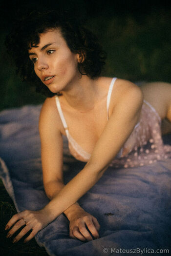 curlywiktoria