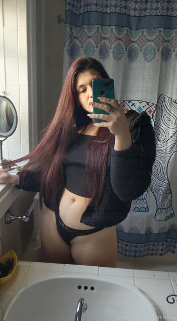 curvyjasssy